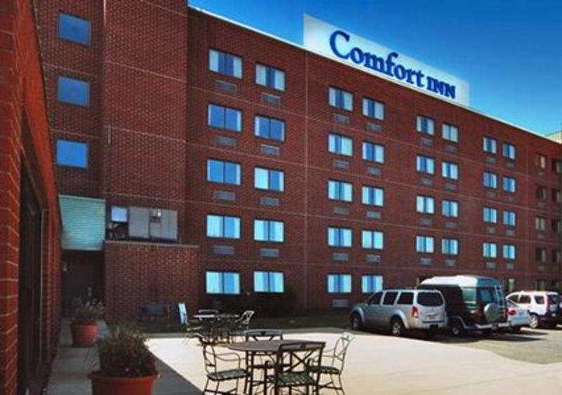 Quality Hotel Ессінгтон Екстер'єр фото