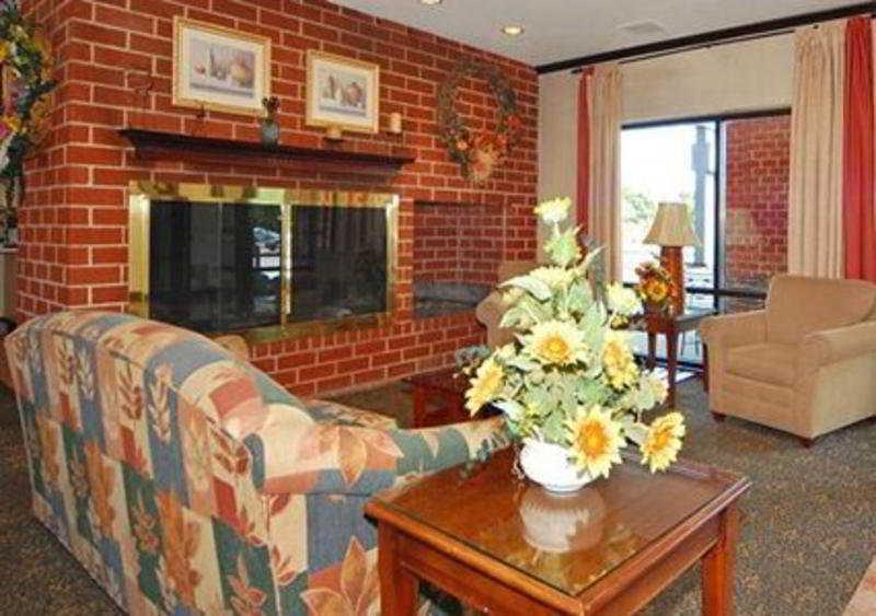 Quality Hotel Ессінгтон Екстер'єр фото